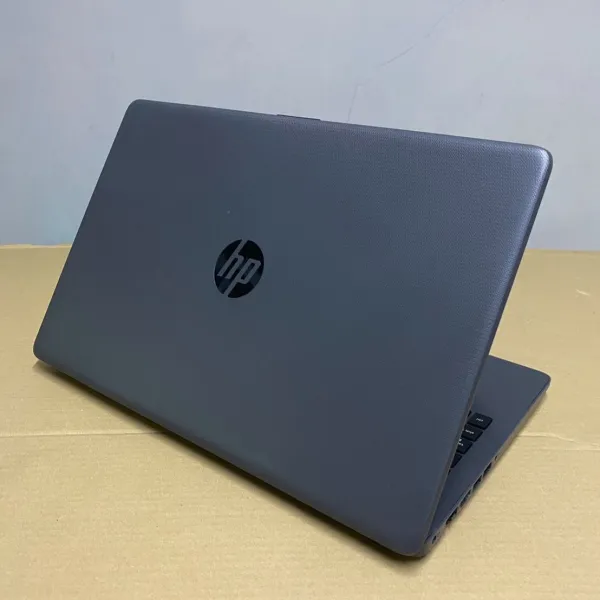 โน๊ตบุ๊คมือสอง HP Probook 250/G7 Core i3gen7(RAM:4-8gb/HDD:500gb)จอใหญ่15.6นิ้ว มีไวฟายในตัว มีกล้องหน้า มีบลูทูธ
